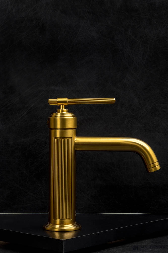 Смеситель для умывальника Boheme Eterna 171-BR