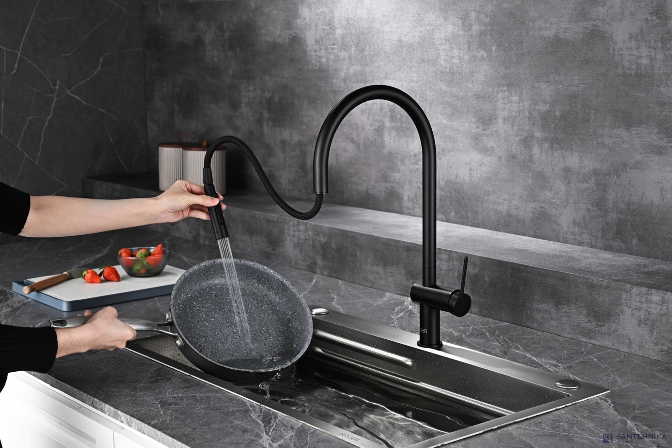 Смеситель для кухни AQUAme Cucina AQM9901MB, черный