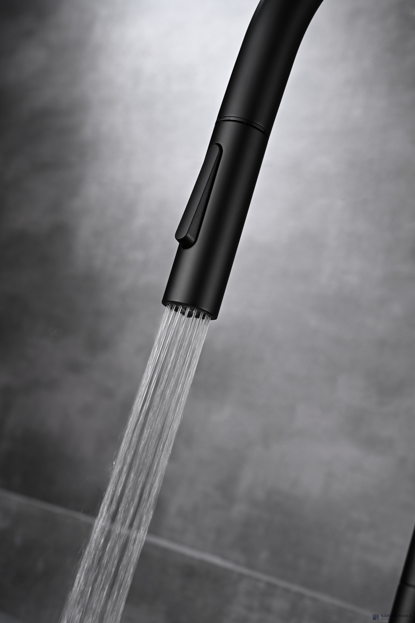 Смеситель для кухни AQUAme Cucina AQM9901MB, черный