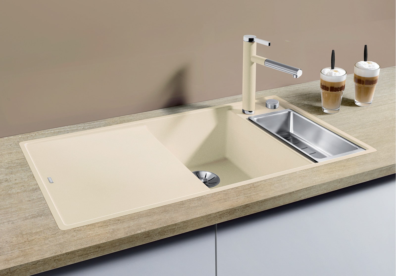 Кухонная мойка Blanco Axia III 6 S-F Жасмин 6 S-F (жасмин, чаша справа, стекло, с клапаном-автоматом InFino)