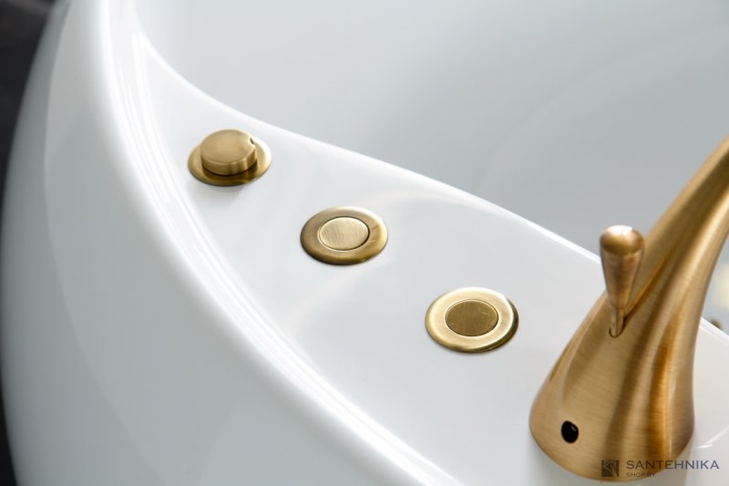 Акриловая отдельностоящая ванна BelBagno BB30-1550