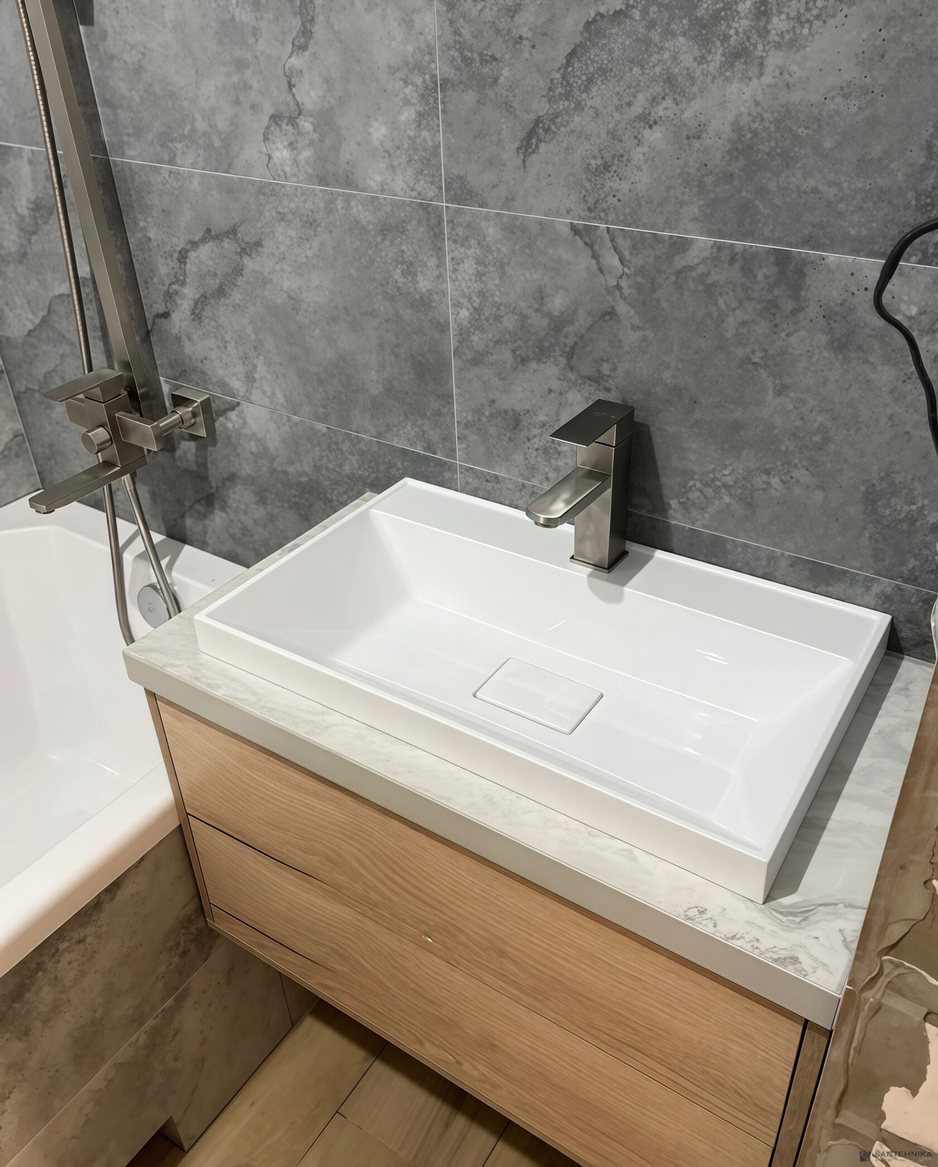 Умывальник Madera Classica Slim 60