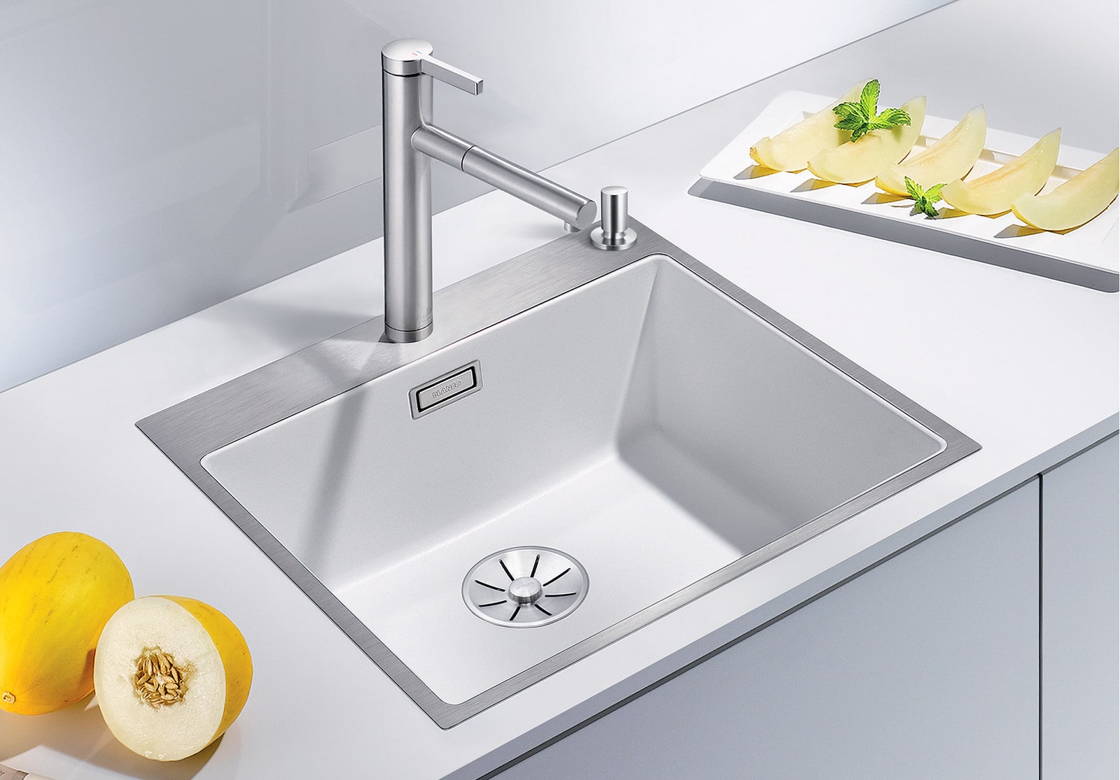 Кухонная мойка Blanco Subline 500-IF/A SteelFrame (белый, с клапаном-автоматом InFino®)